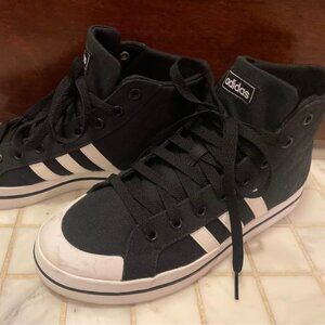 Women’s sz 8.5 adidas high top sneakers